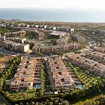 Salgados Premium By Da'home * Αλμπουφέιρα