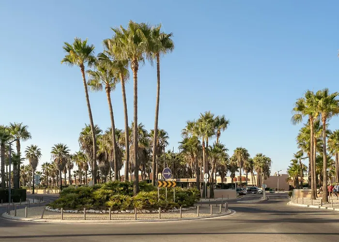 Salgados Premium By Da'home * Αλμπουφέιρα